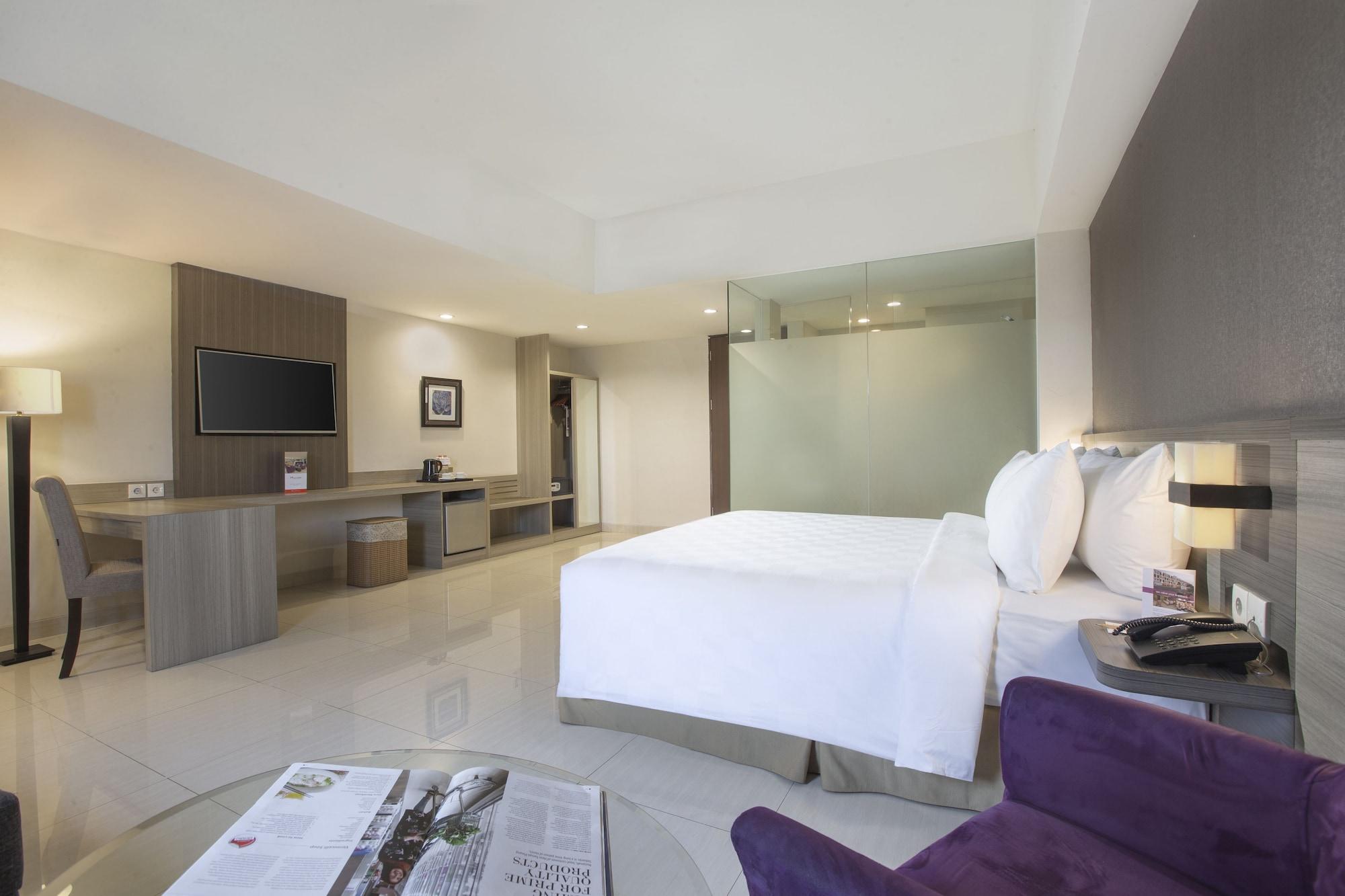 Swiss-Belinn Cibitung Bagian luar foto